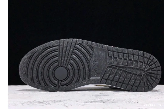 Defiant CD6579-071 1 CD6579-071 White Black Air Red Yellow Gym Jordan Tour 1026